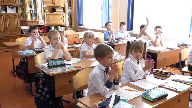 Трудом славен человек - Олеся Жукова смотреть онлайн