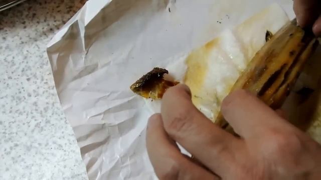 КОПЧЕНАЯ СЕЛЕДКА КАК Я ЕЁ ЧИЩУ И ВКУСНАЯ ЗАКУСКА смотреть онлайн