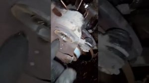 Замена передних тормозных колодок на geely CK