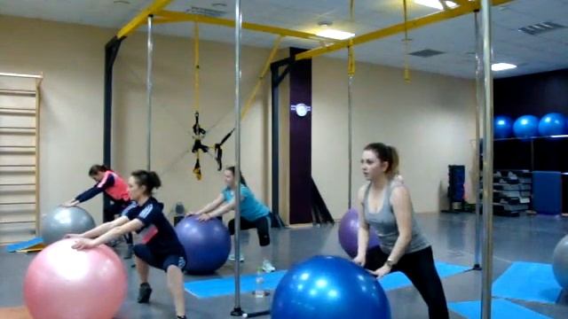 СК"Рельеф", Фитбол с Настей Мишиной, 17.04.2016 смотреть онлайн