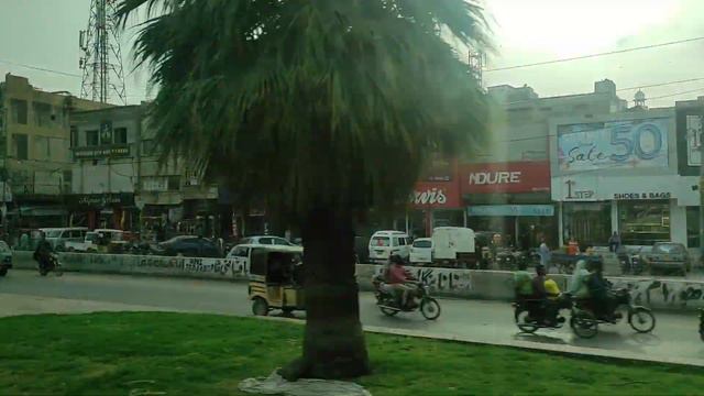 Shorab Goth se Taj Complex M.A Jinnah Road Tak ka Road View or Shadeed Traffice | Traffic Tales смотреть онлайн