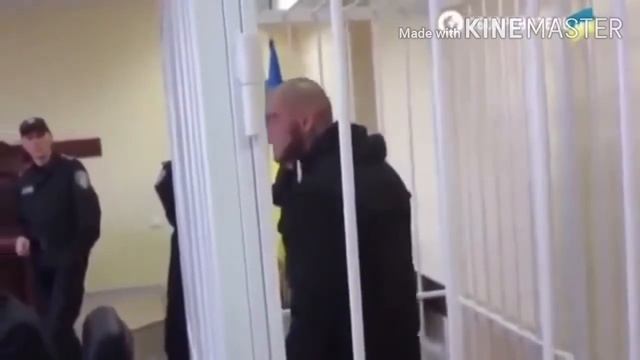 БРАТ МУСУЛЬМАНИН УДИВИЛ ЗАЛ СУДА СТОЙКОСТЬЮ И ИМАНОМ смотреть онлайн