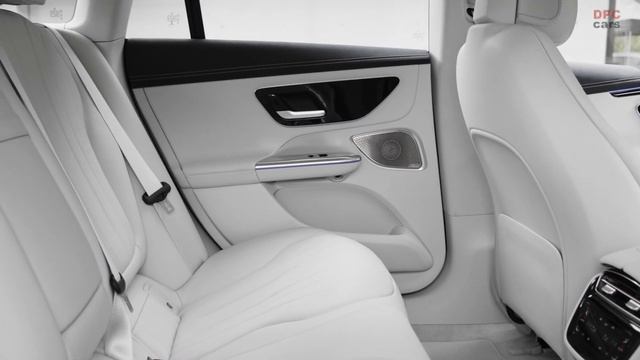 Mercedes 350 EQE Electric Sedan смотреть онлайн
