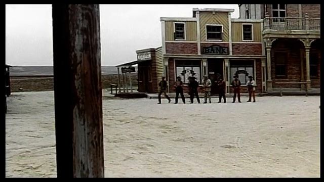 ...E Continuavano a Fregarsi il Milione di Dollari (Titoli di Testa) смотреть онлайн