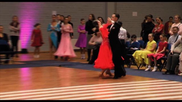 Финал 1 тур Юниоры 2 (до 16 лет) (D) - Стандарт (4) танец #Tango(T) Хрустальный кубок – 2020 смотреть онлайн
