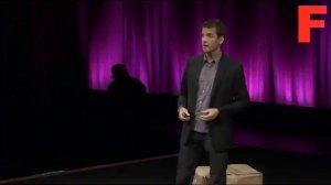 Меньше вещей, больше счастья [TED Talks]