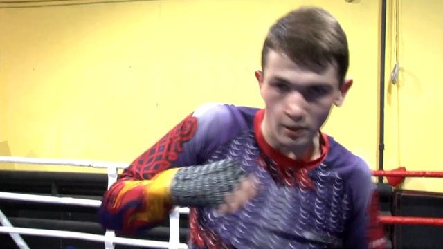 Николай КУЛИГИН /Ивановская область/- кандидат в мастера спорта по кикбоксингу. смотреть онлайн