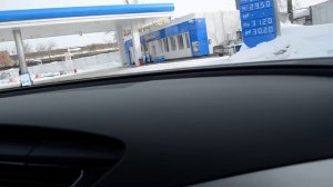 Как открыть бензобак у Audi