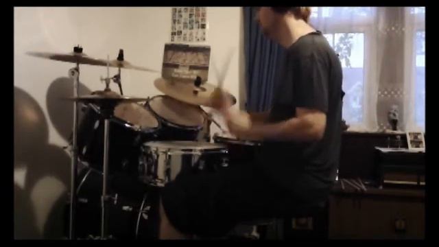Sleater-Kinney - Banned From The End Of The World (drumming) смотреть онлайн