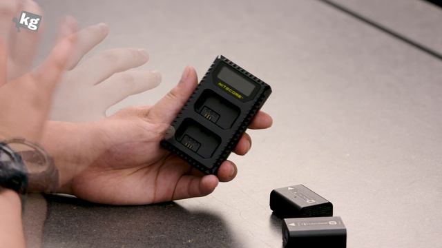 Dual-charge Your Sony: Nitecore USN1 Unboxing [4K] смотреть онлайн