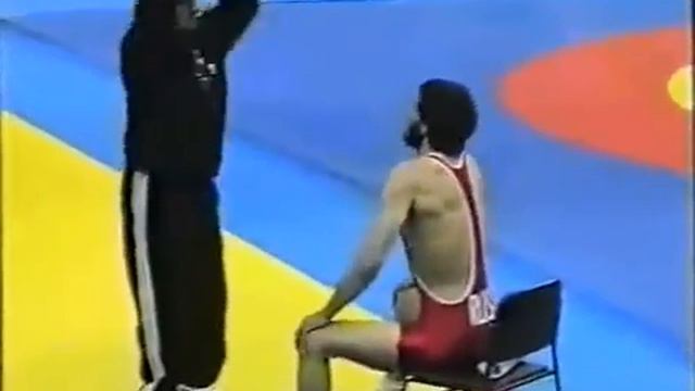 Бувайсар Сайтиев vs Аджиев 2000г. смотреть онлайн