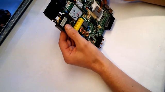 Замена радиатора охлаждения процессора на плате ТВ смотреть онлайн