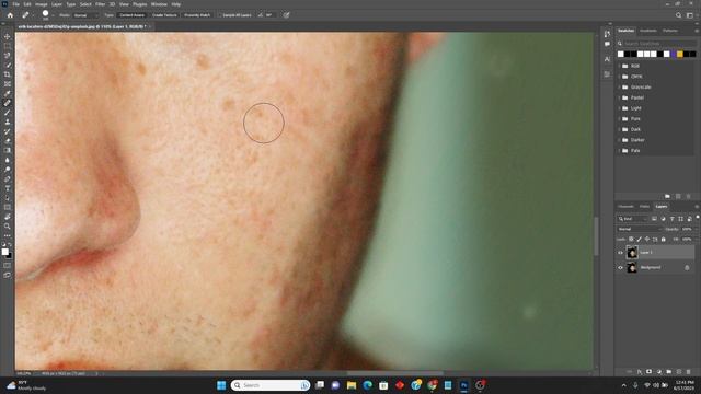 How to Use Spot Healing Brush Tool in Photoshop in Hindi - Urdu смотреть онлайн