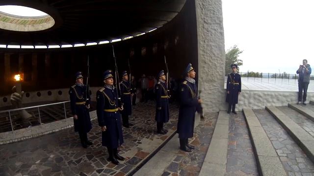 Смена Почетного караула, 24.09.16 Мамаев Курган, г. Волгоград, смотреть онлайн