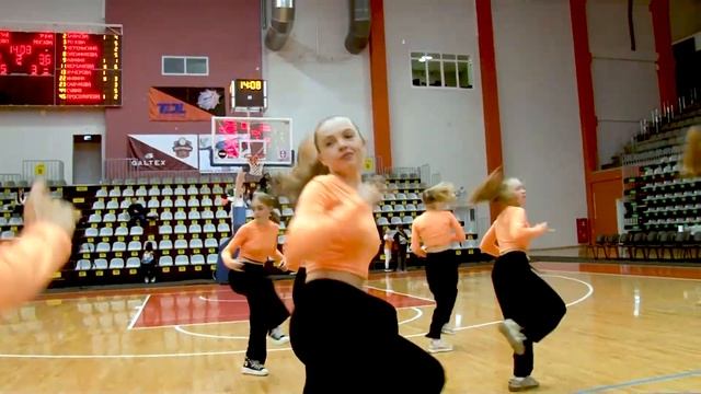 "Dance Style" - группа поддержки баскетбольного клуба «Энергия» смотреть онлайн
