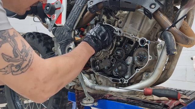 Honda CRF300L: CBR300 Clutch Conversion #crf300l #honda