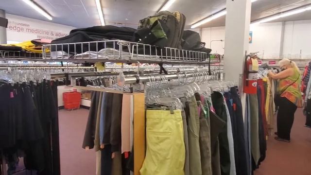 Магазин ненужных вещей смотреть онлайн
