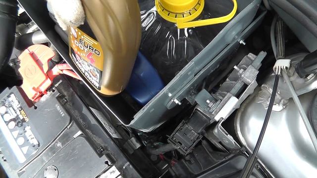 Багажник в моторный отсек автомобиля смотреть онлайн