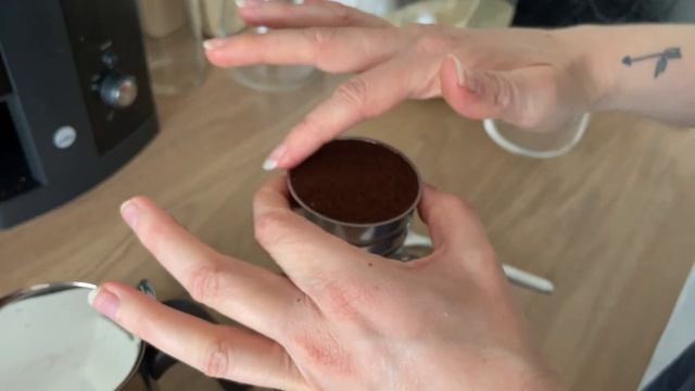 Cafetière italienne : Guide pour un café réussi ! Utilisation, entretien... смотреть онлайн