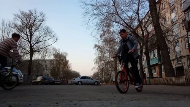 учусь делать хоп (банихоп)|катаю с другом часть 3 смотреть онлайн