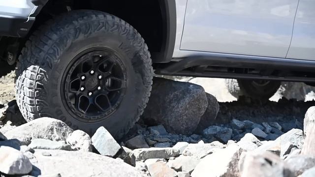 2024 Chevrolet Colorado ZR2 Bison - Is This the Best Off-Road Truck? смотреть онлайн