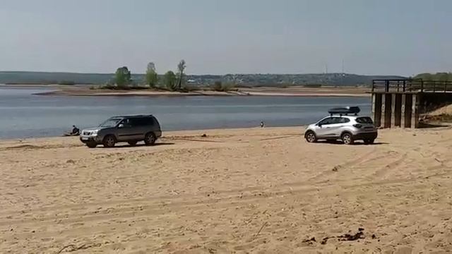 Ниссан х-трейл т30 на песке