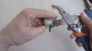 ПРОСЕКАТЕЛЬ ОТВЕРСТИЙ В КОЖЕ. ДЫРОКОЛ. ПРОБОЙНИК