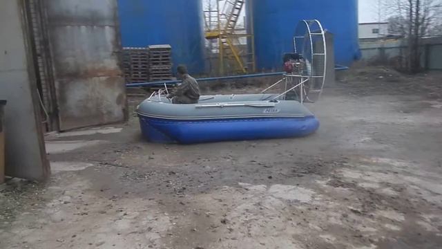 Hovercraft "Breeze" СВП Бриз заезд в цех смотреть онлайн
