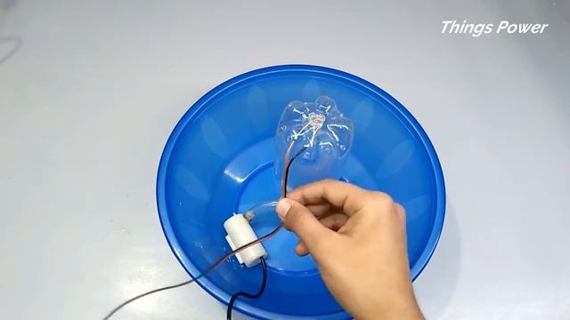 how to make Waterfall from Plastic bottle and stone. Showpiece for home decoration.Things power. смотреть онлайн