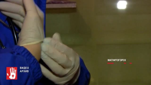 В Челябинске больной пенсионер застрял на четвертом этаже смотреть онлайн