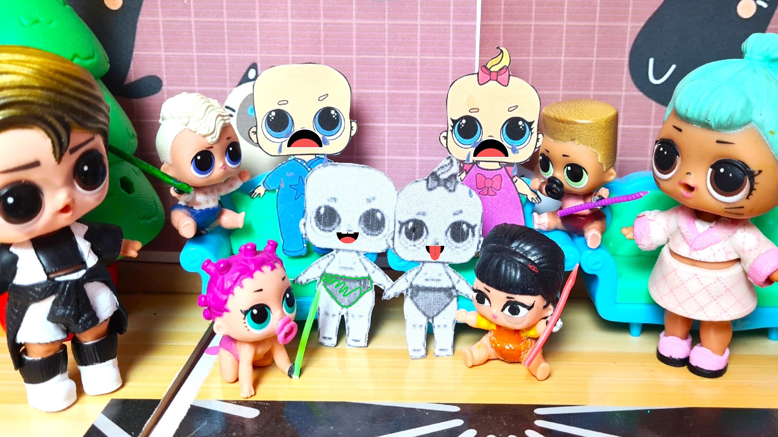 РУКИ МЫЛИ, КРАСКУ СМЫЛИ?? БУМАЖНЫЕ куклы в детском садике ЛОЛ сюрприз! Смешные мультики Даринелка смотреть онлайн