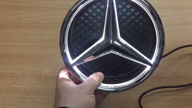 Звезда на решетку радиатора Mercedes-Benz с подсветкой смотреть онлайн