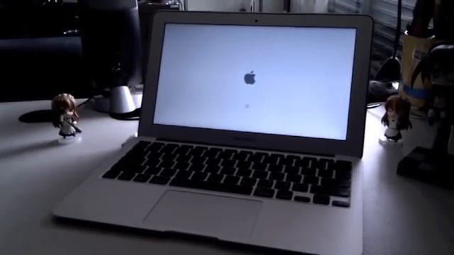 MacBook Air 11.6" 1.4GHz Start up test (updated) смотреть онлайн