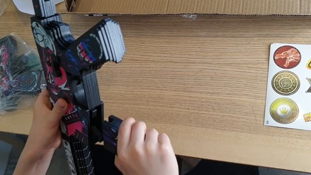Распаковка набора от компании @VozWooden | ДЕРЕВЯННОЕ оружие с кс го. @Makar Tok смотреть онлайн