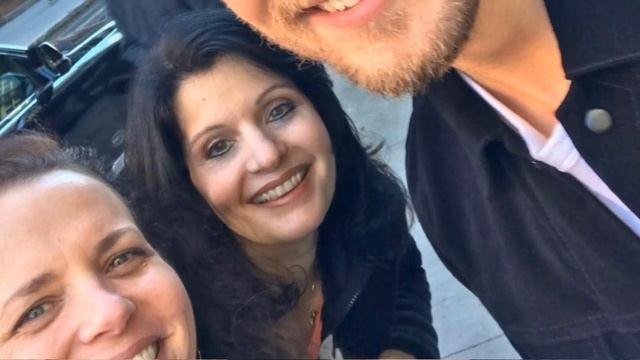 Sam Heughan Sharing Fun Times Together With His Amazing Fans ? смотреть онлайн