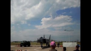 Миг 31  на взлёте , почувствуй  мощь двигателей если хорошая акустика))