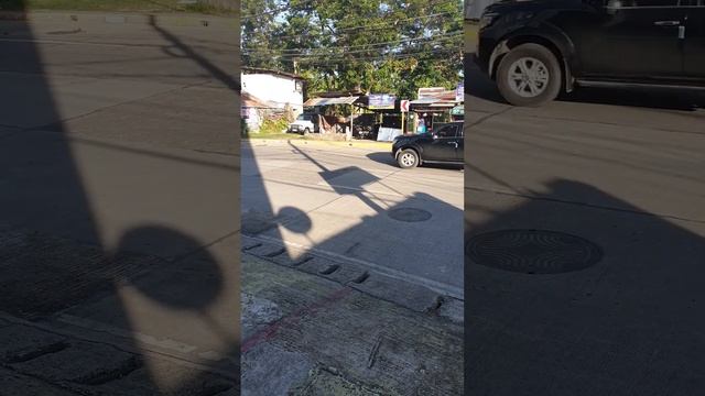 Дорога в Тагбиларан из Панглао. Филиппины.Только был пересечён мост с одного острова на другой. смотреть онлайн