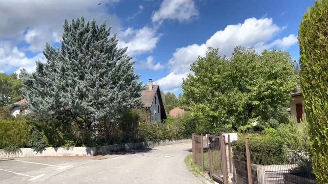 Жизнь во Франции. Saint-Genis-Pouilly. Гуляем по району. Погода в Европе этим летом смотреть онлайн