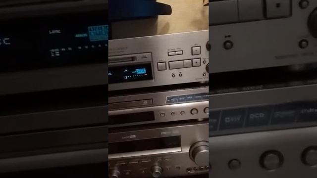 SONY MDS-940 (проигрыватель минидисков) смотреть онлайн