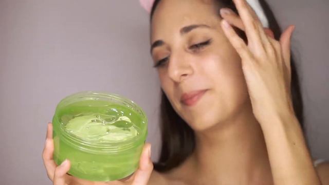 Soothing and Moisture Aloe Vera 92% جل الصبار смотреть онлайн