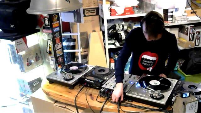 Baza & Friends 26.03.16 Jeandarm + Bagus смотреть онлайн