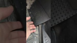 лайфхак для устранения воды под ковриками лада гранта