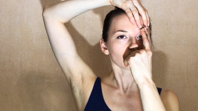 Как убрать нависшее веко? смотреть онлайн