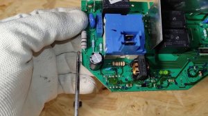 Стиральная Zanussy Electrolux не включается. Не светятся индикаторы стиральной Zanussy Electrolux