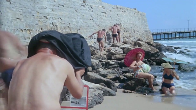 10.На пляже смотреть онлайн