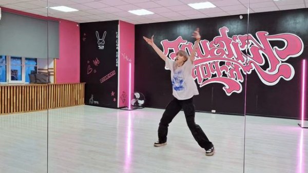 Stray Kids- Chk Chk Boom tutorial
Kitsune kpop
(Chorus)