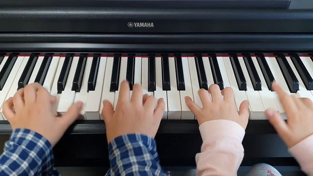 Santa Claus is coming to town смотреть онлайн