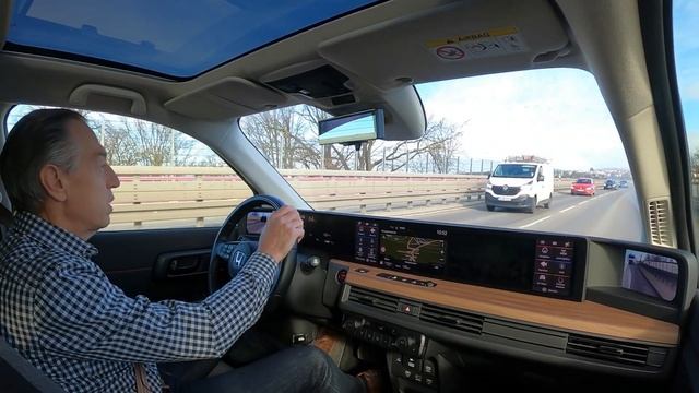 Honda Electric, грандиозный дизайн, отличная подвеска, лучшие мониторы и ПО на сегодня среди всех E смотреть онлайн