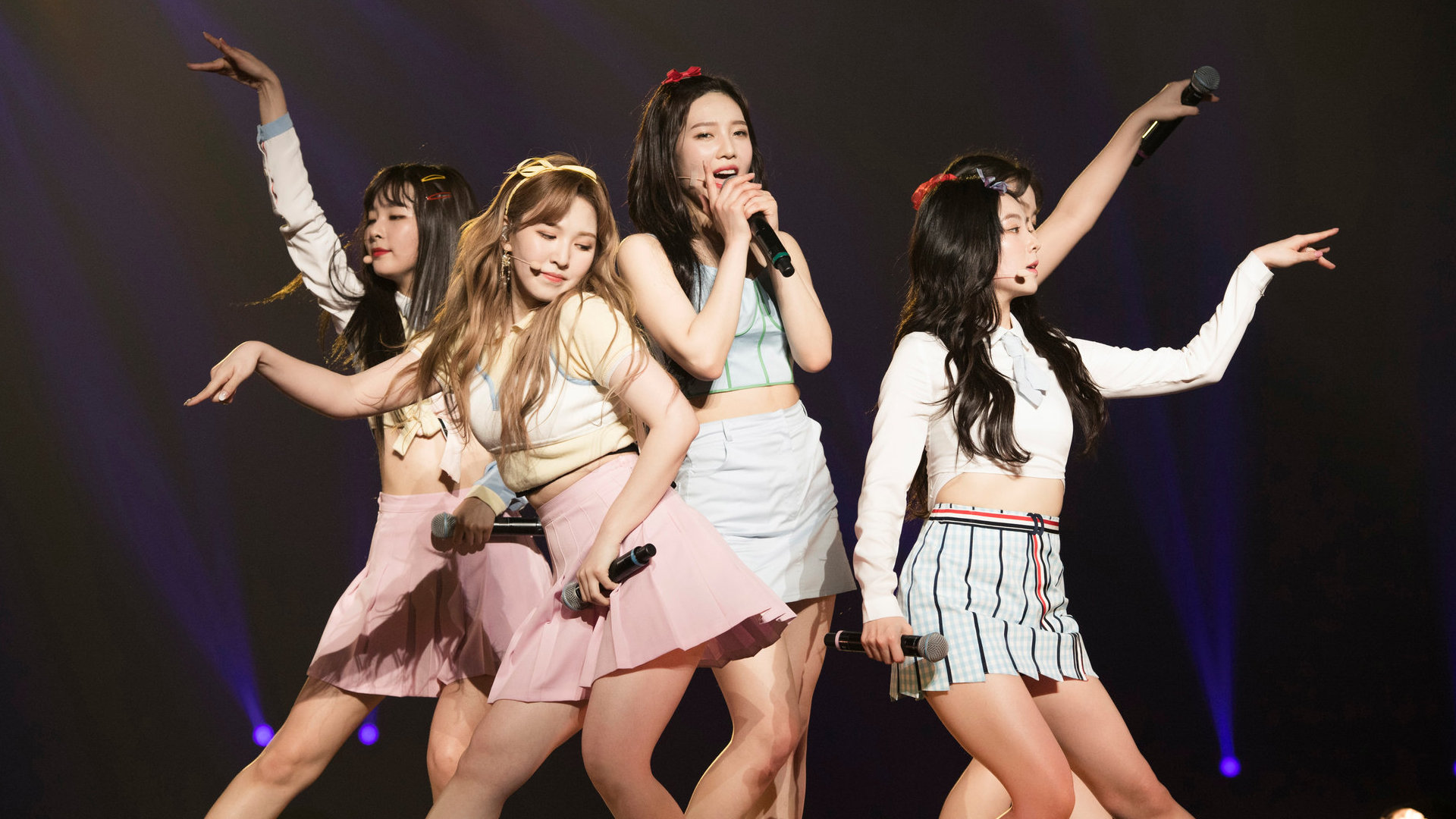 SAVAGE-44 - Only love (radio vers 2020) смотреть онлайн