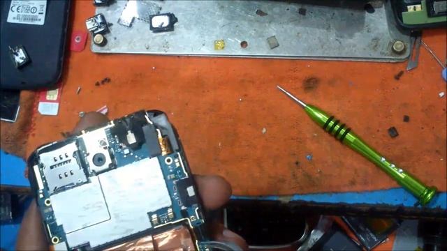 How To Remove Battery And Mother Board For HTC One X